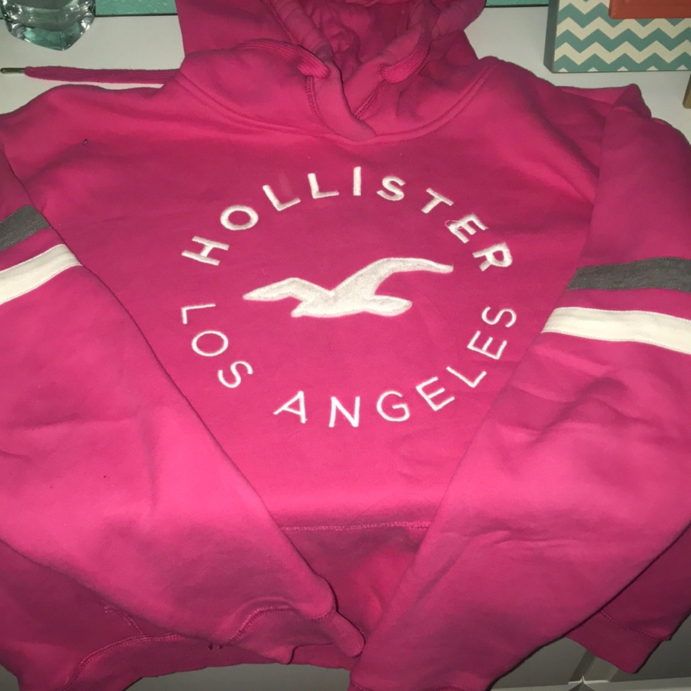 hollister sweatshirt